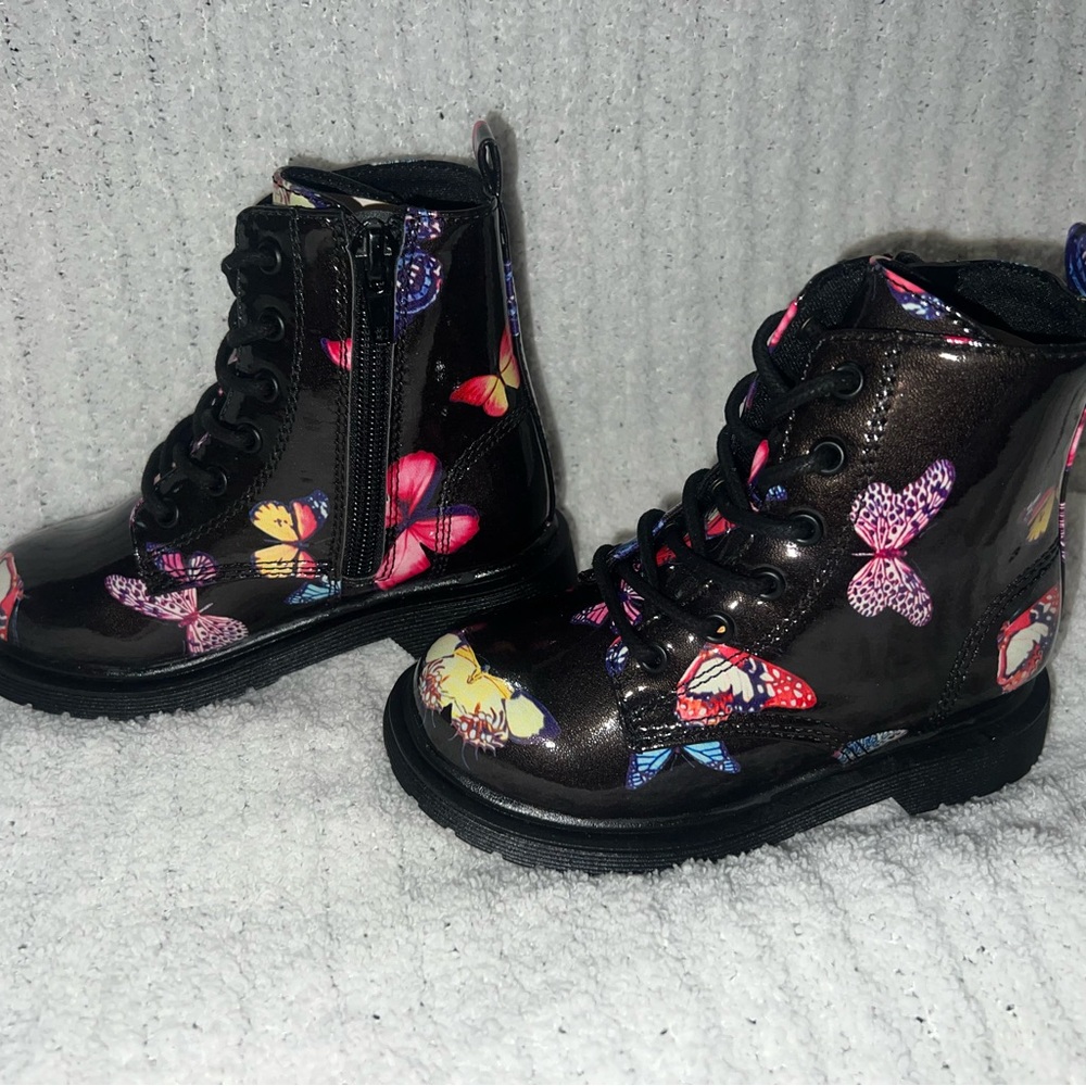 Toddler shoes